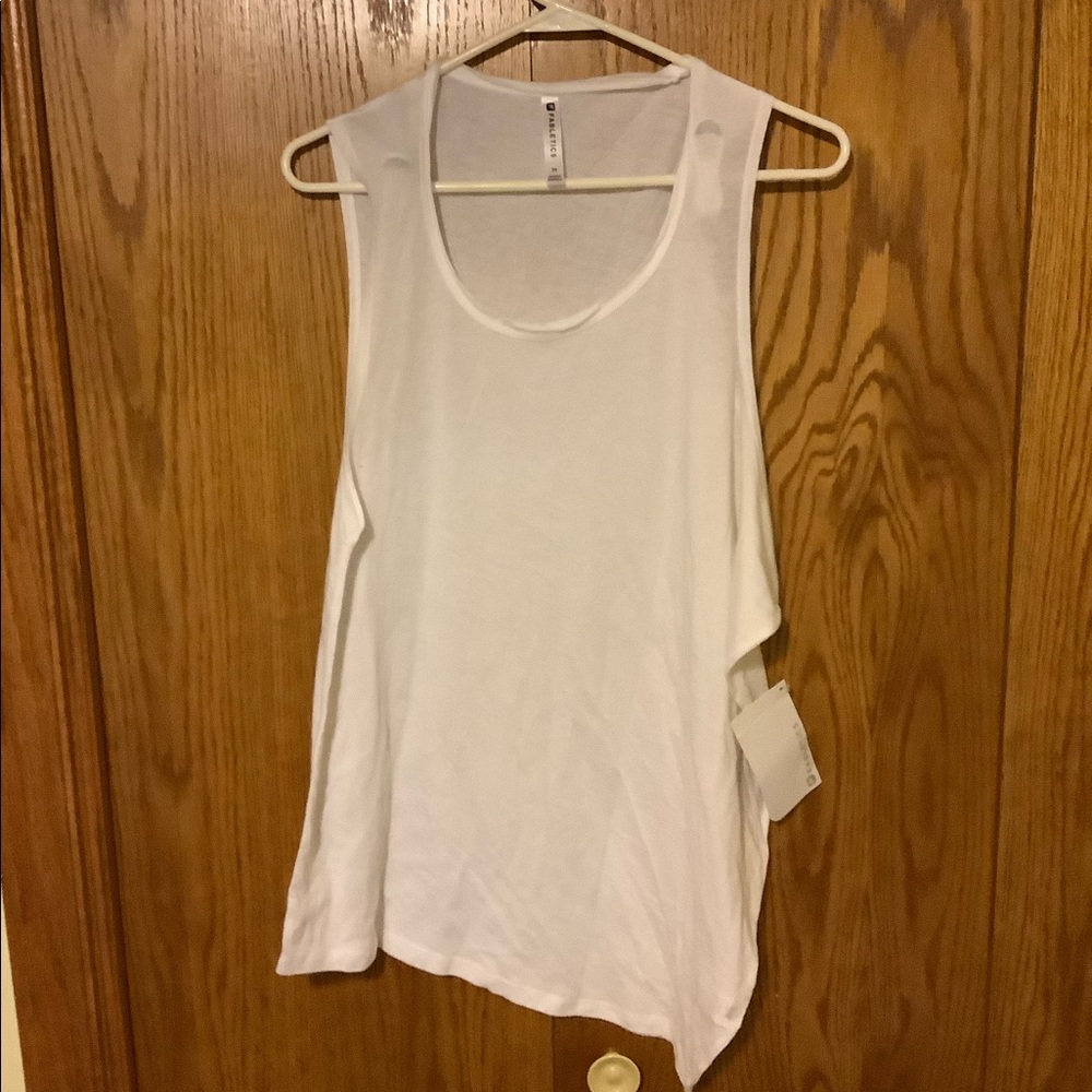 New Fabletics Breezy Tank Size Medium